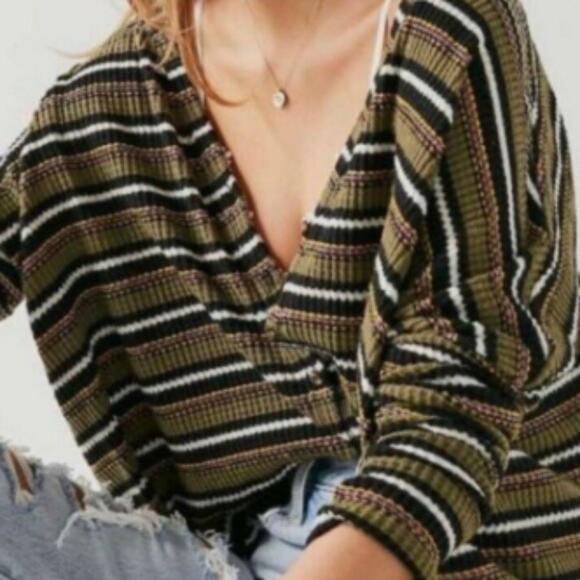 Out From Under Urban Outfitters Size M Jojo Green Striped Top Casual Tie Front - Picture 11 of 12